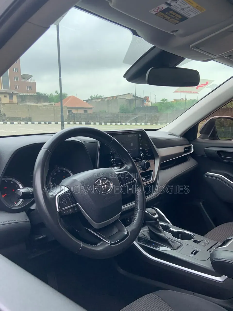 Toyota Highlander 2022 Blue