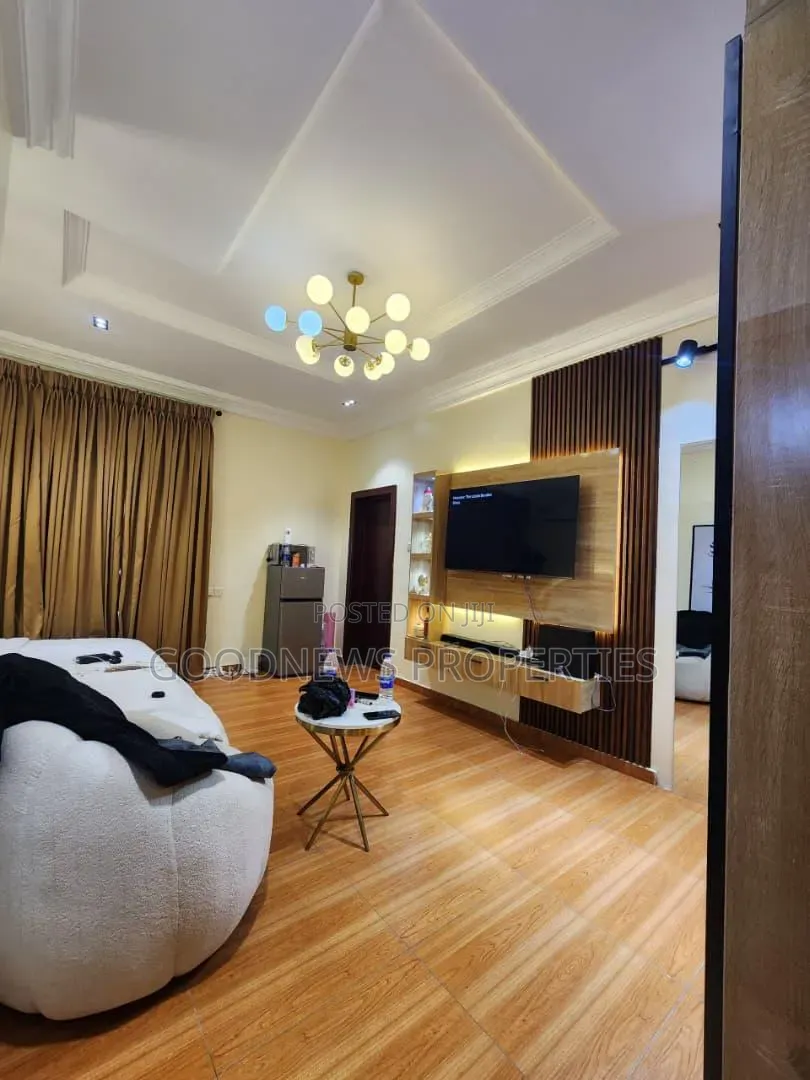 Furnished 1bdrm Shared Apartment in Ikota for rent