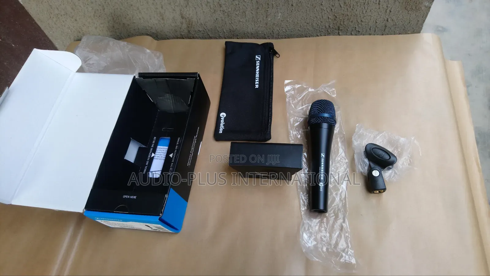 Sennheiser E945 Supercardiod Microphone