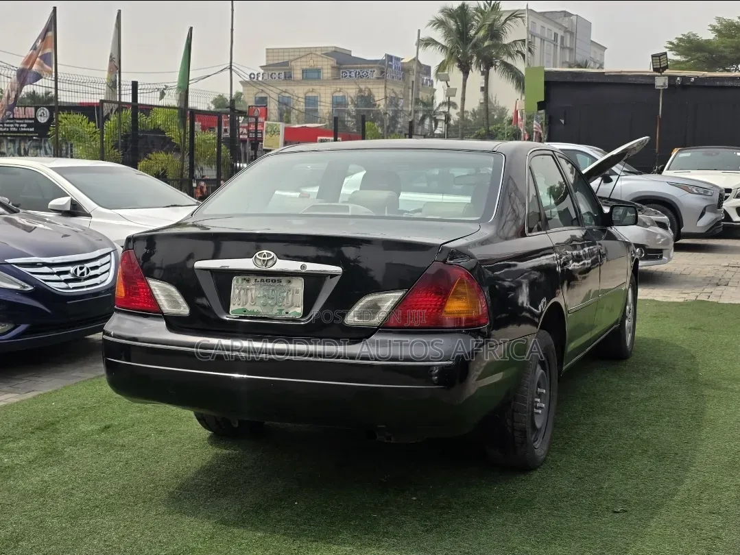 Toyota Avalon 2003 Black