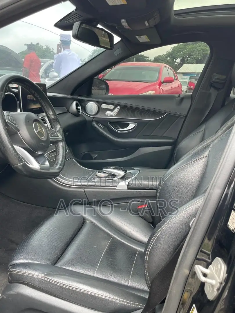 Mercedes-Benz C300 2015 Black