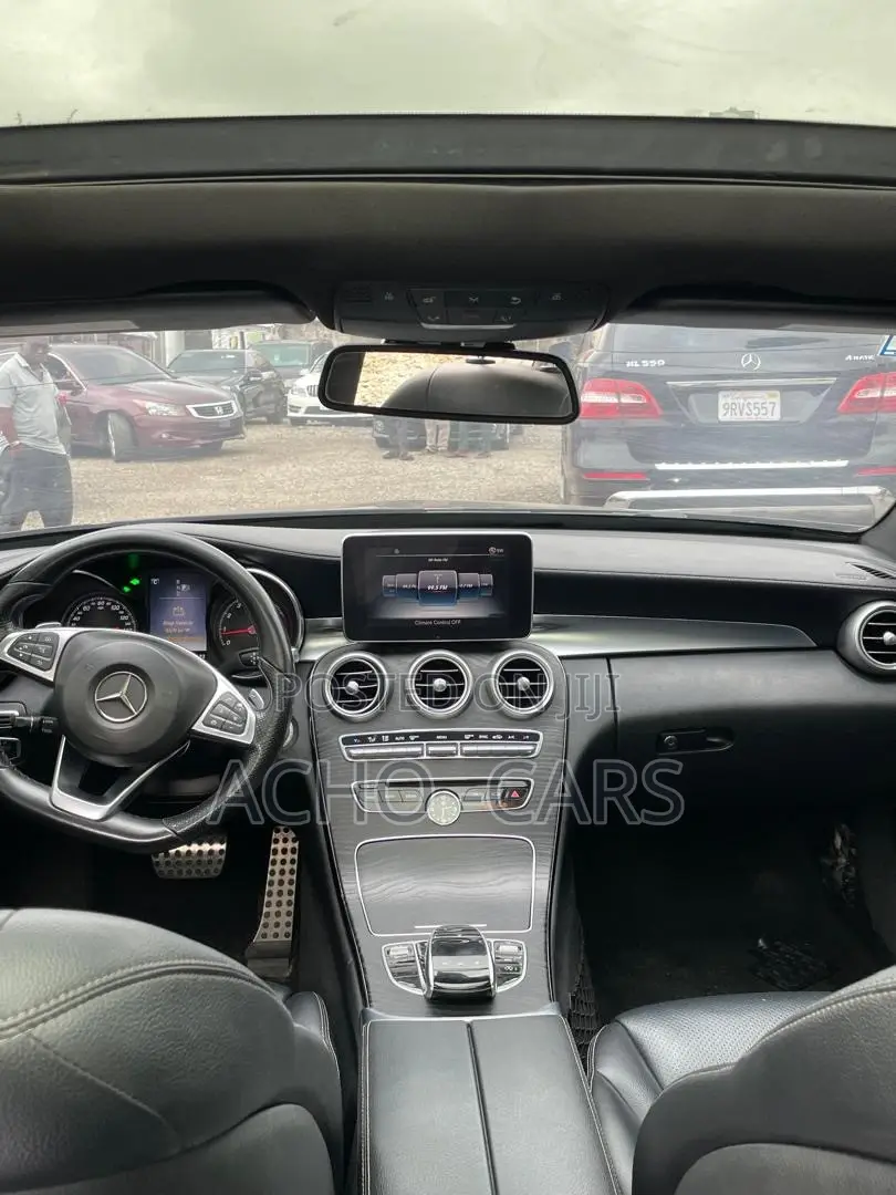 Mercedes-Benz C300 2015 Black
