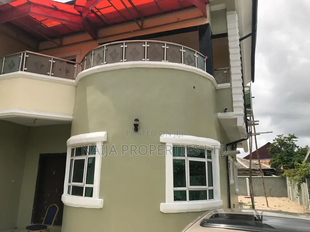4bdrm Duplex in Awoyaya for rent