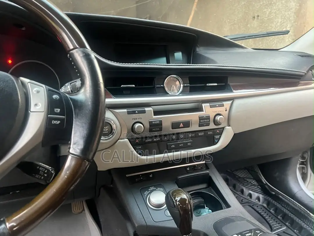 Lexus ES 350 FWD 2014 Silver