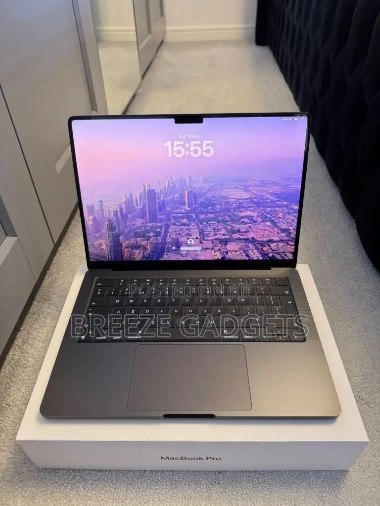 Laptop Apple MacBook Pro 2024 M4 Pro 48GB Apple M4 Pro SSD 1T
