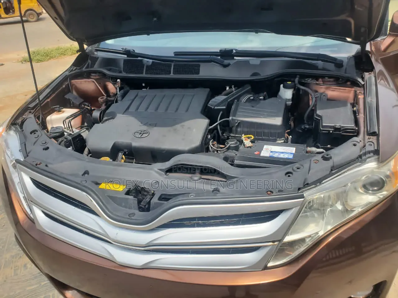Toyota Venza XLE 4dr Wagon AWD (3.5L 6cyl 6A) 2015 Brown