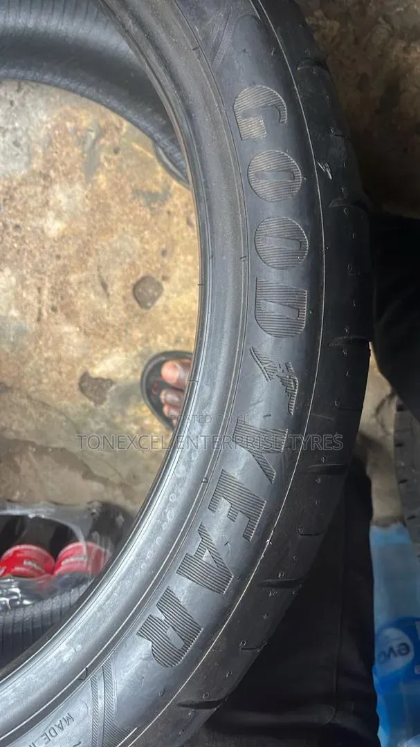 Brand New Goodyear 275/35/20 Runflat Made in Germany