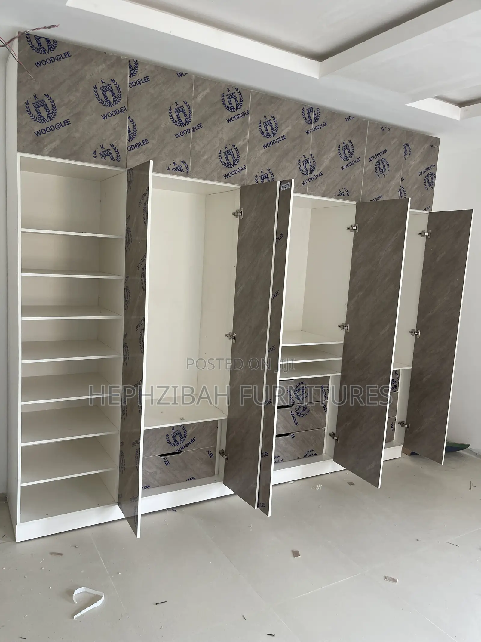 8ft X 8ft HDF High Gloss Wardrobe With Shoe Rack