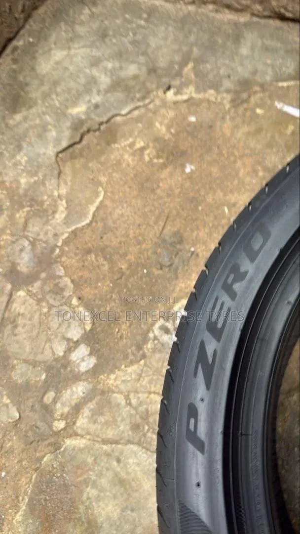 Brand New Pirelli 275/35/20 Runflat Made in UK
