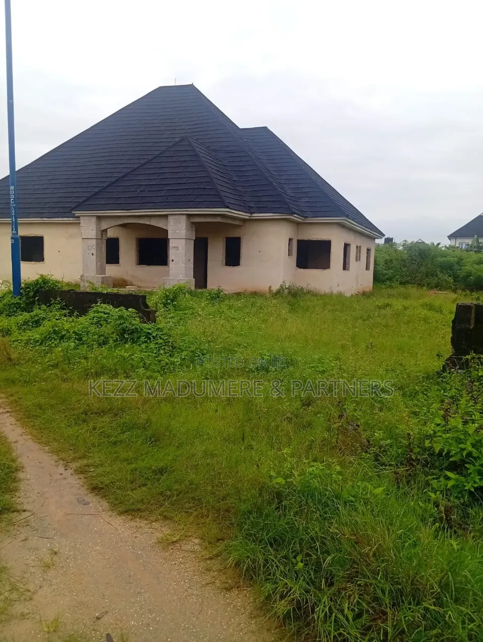 4bdrm Bungalow in Omuoko , Aluu  ,, Ikwerre for sale