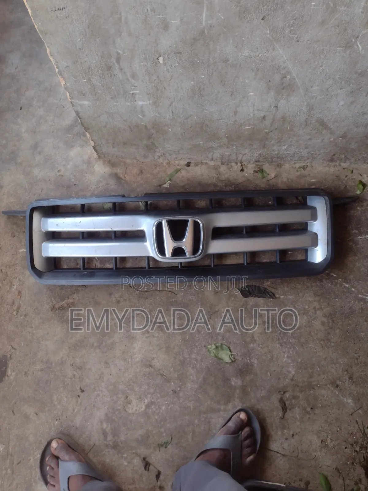 Front Grille Pilot 2005 to 2006