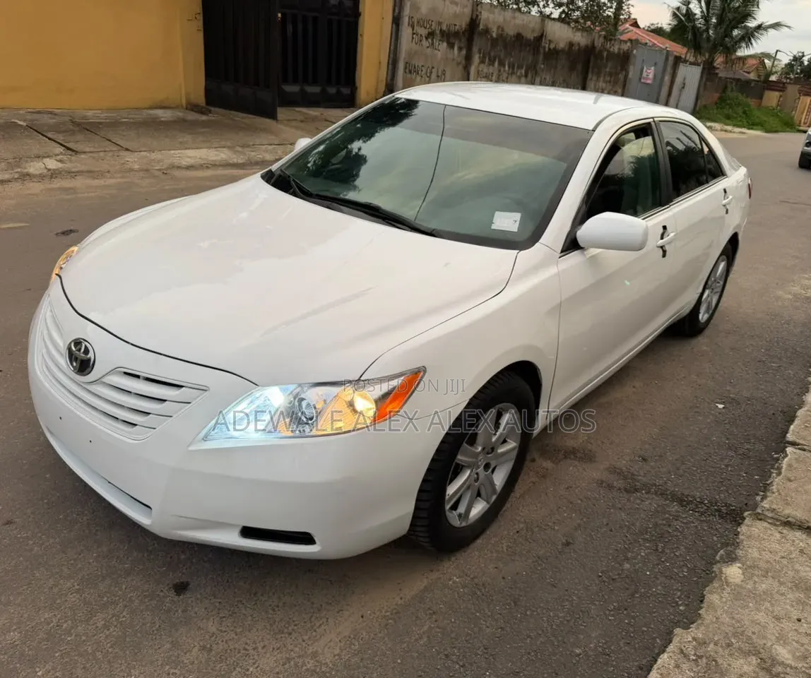 Toyota Camry 2008 White