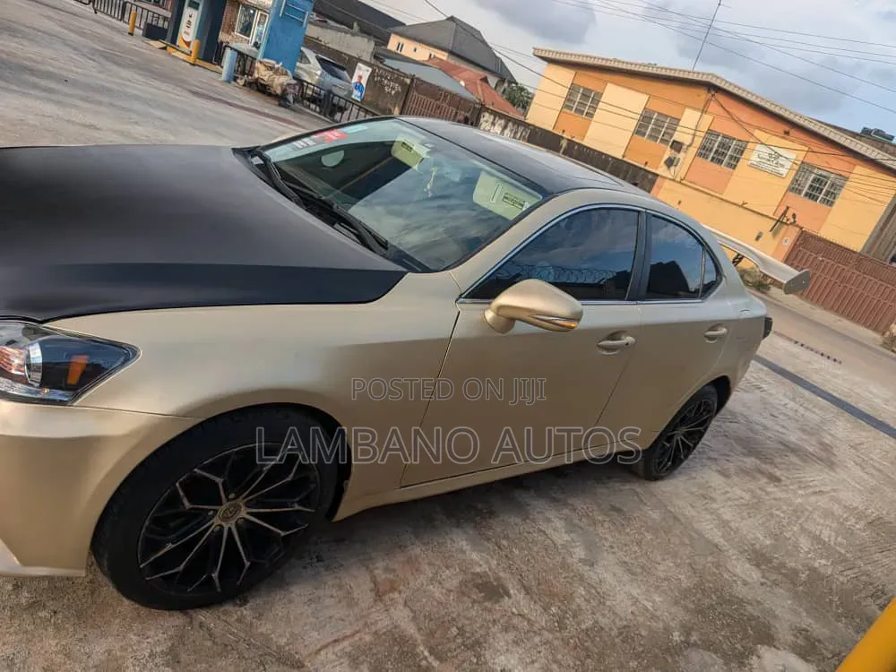 Lexus IS 2008 Brown