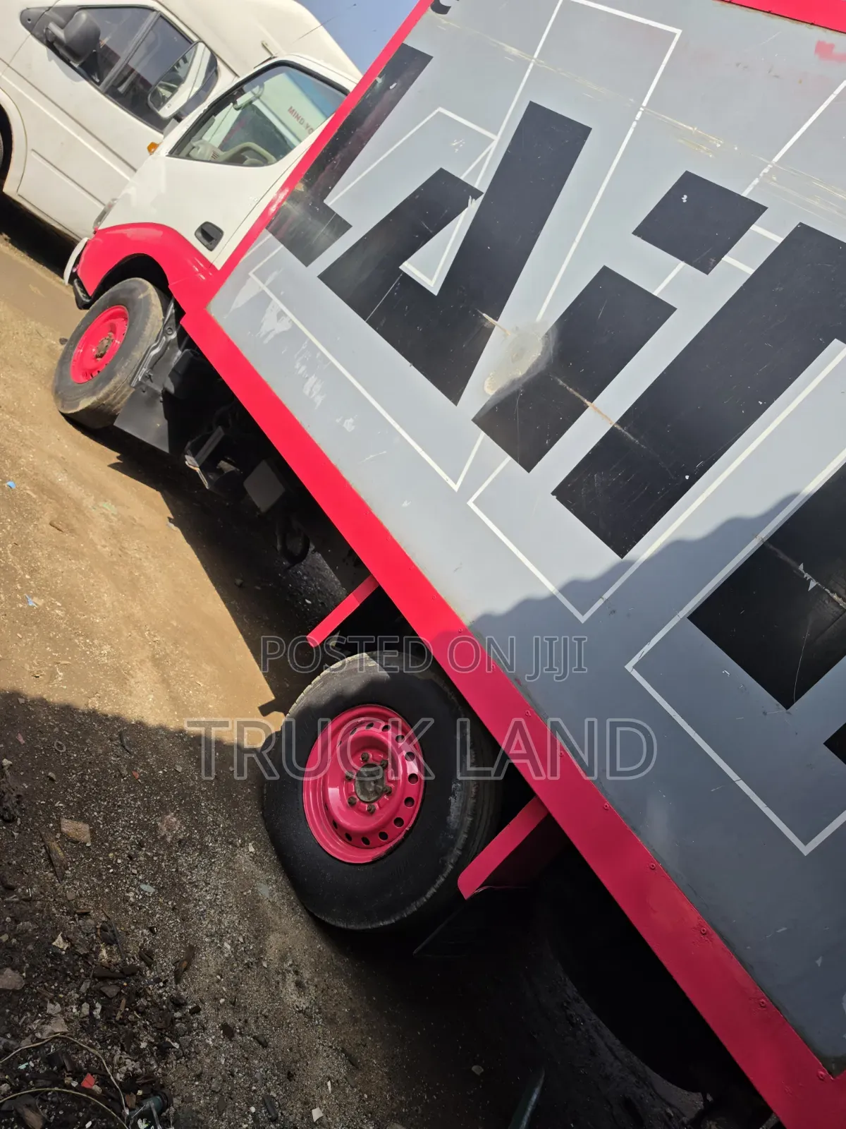 Toyota Dyna 150 Container Body