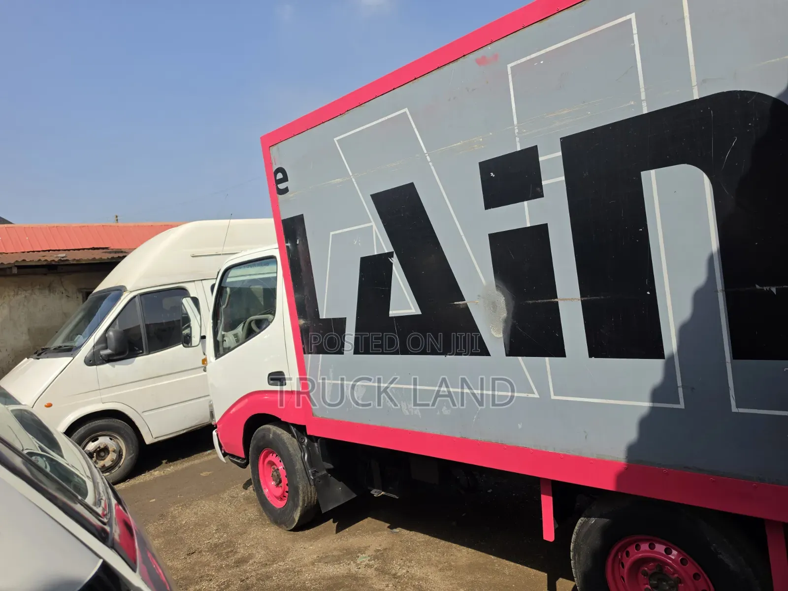 Toyota Dyna 150 Container Body
