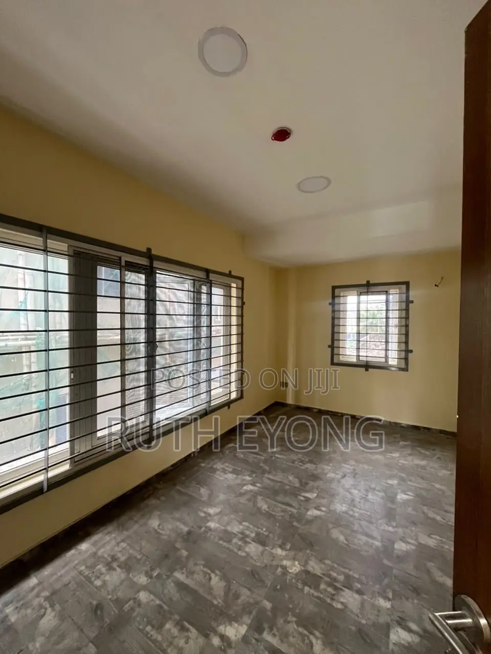 5bdrm House in Lekki Phase 1 for rent