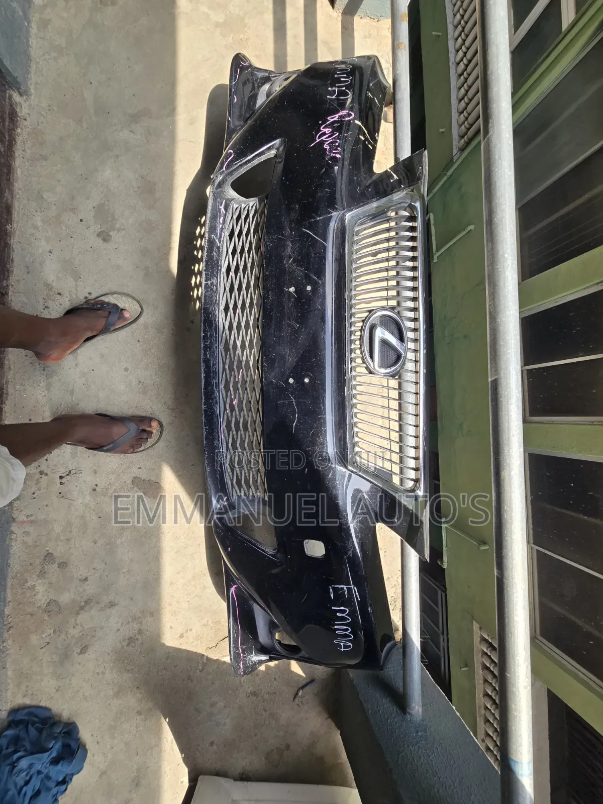 Is250 2012 F-Sports Bumper