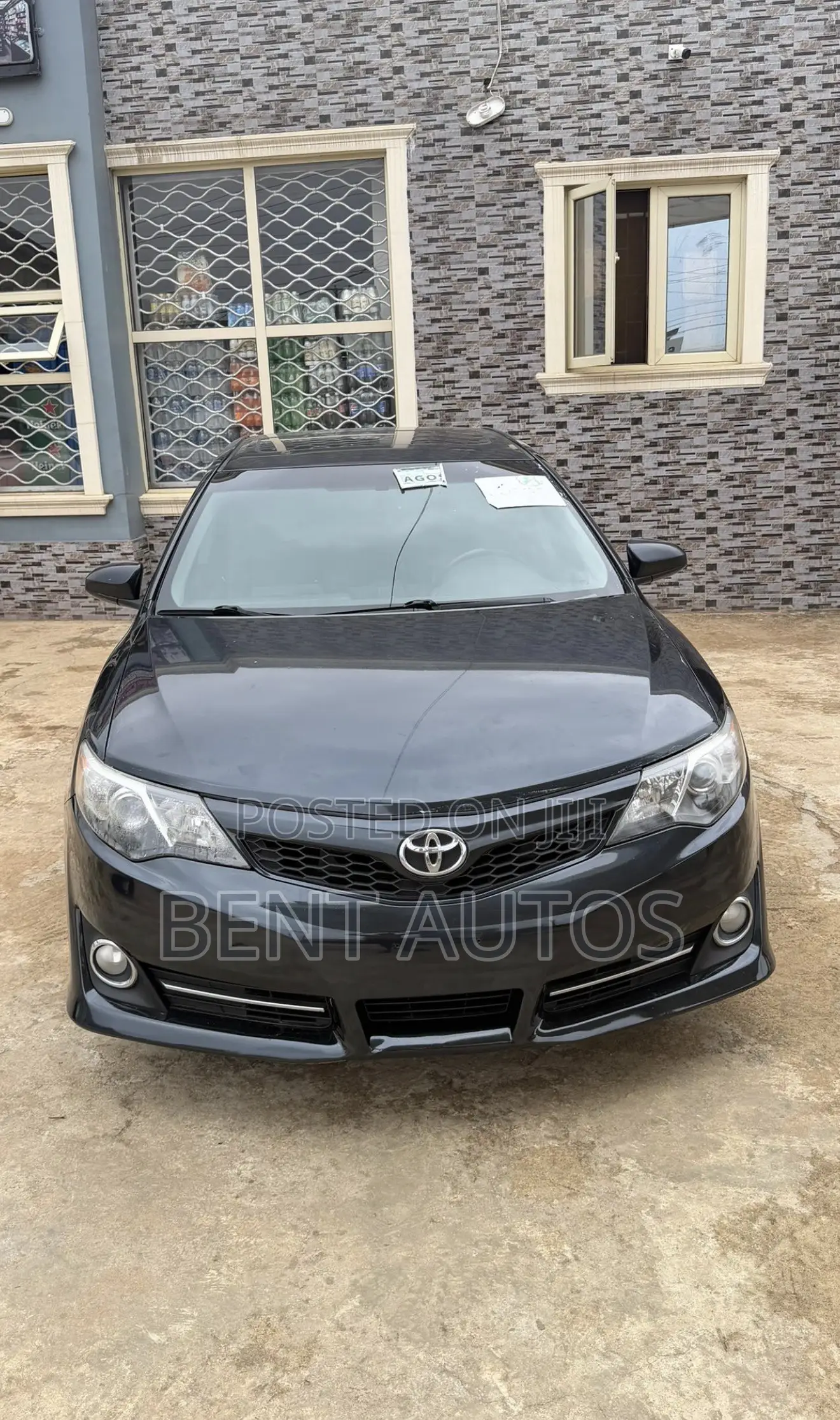 Toyota Camry SE 4dr Sedan (2.5L 4cyl 6A) 2013 Black