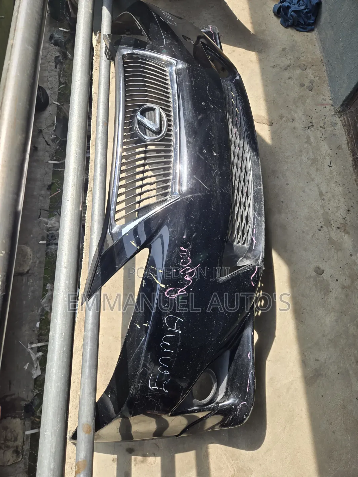 Is250 2012 F-Sports Bumper