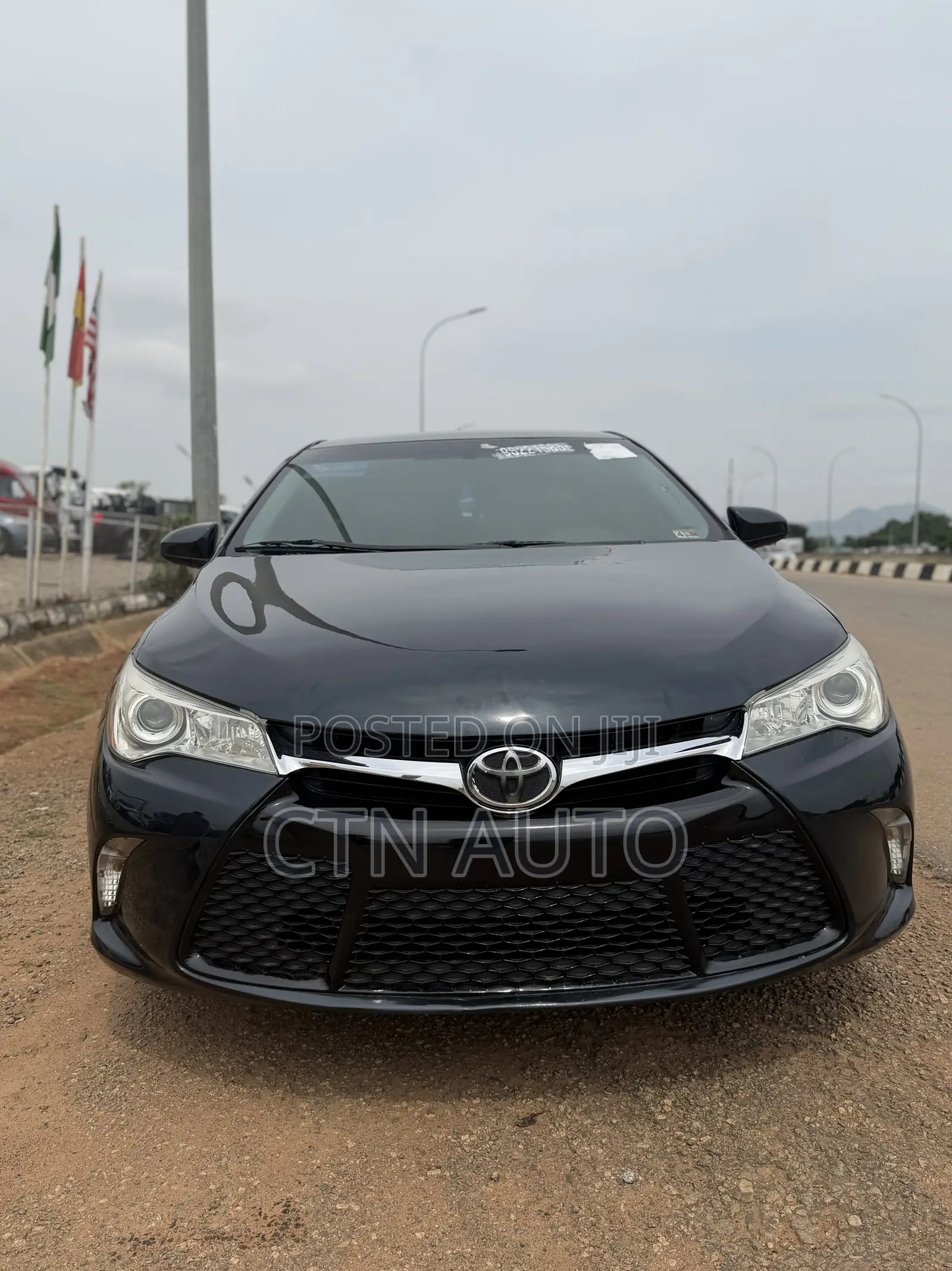 Toyota Camry XLE 4dr Sedan (2.5L 4cyl 6A) 2015 Black