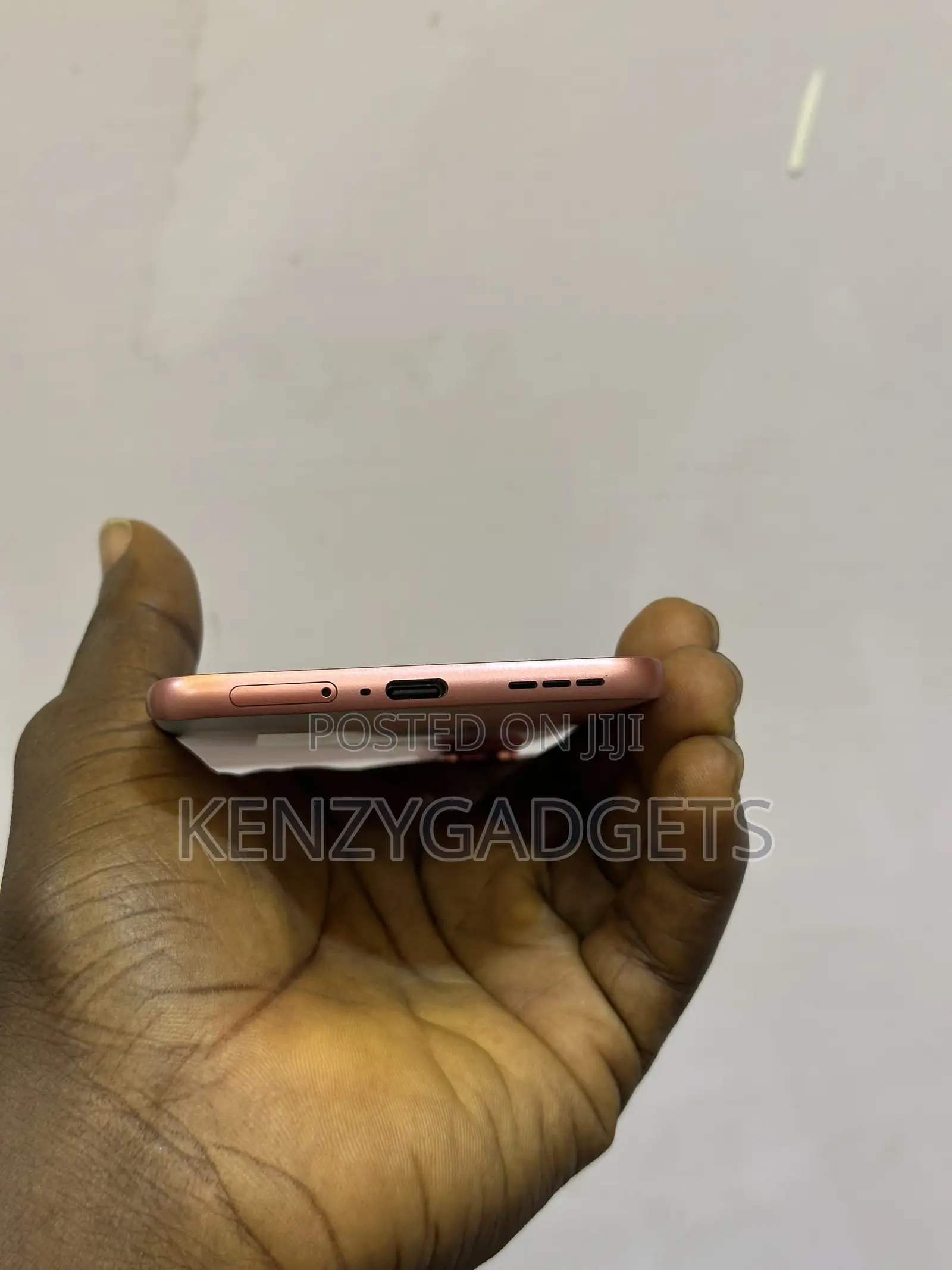 Infinix Hot 60 Pro+ 256 GB Pink
