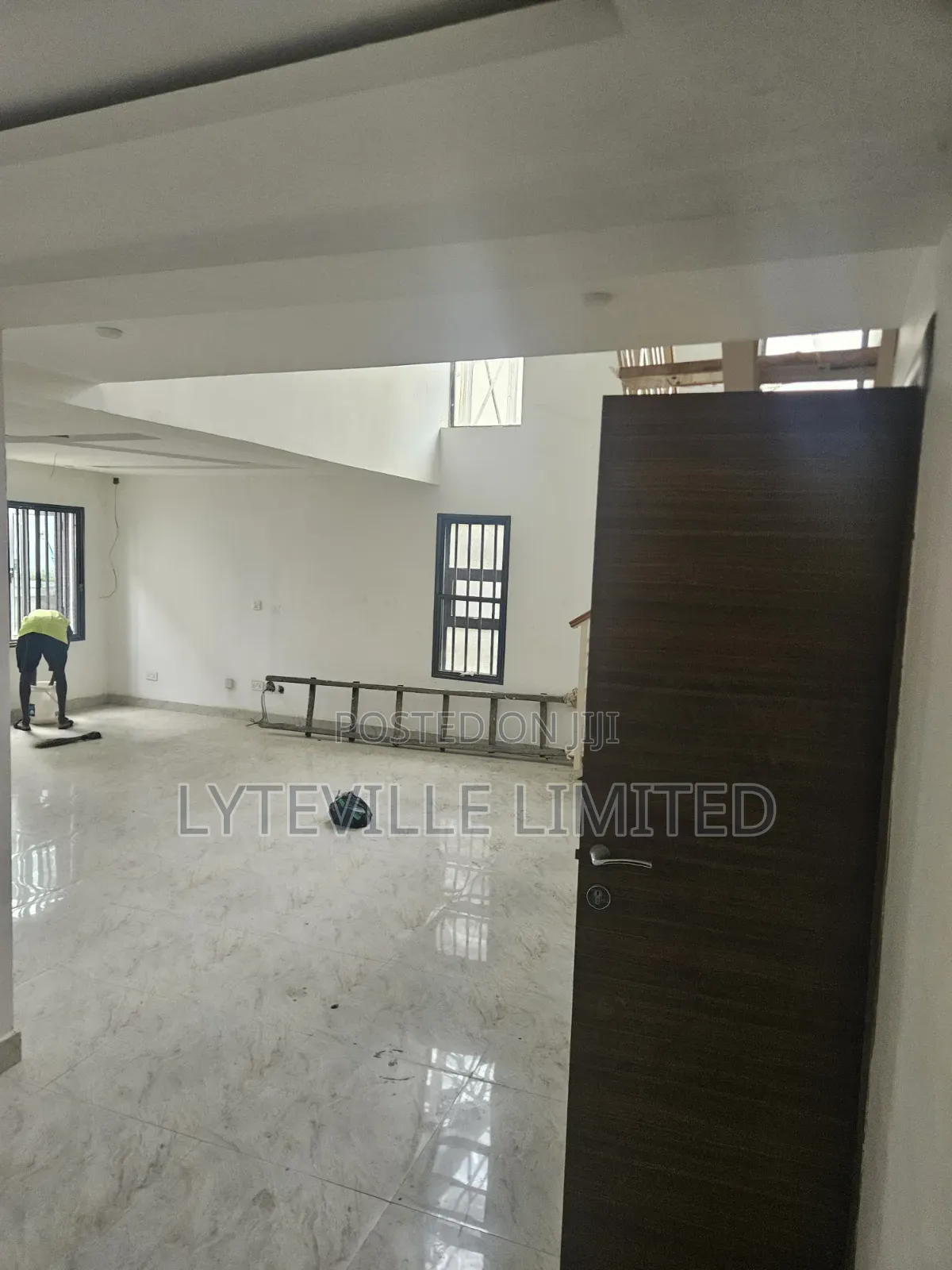 3bdrm Duplex in Jabi for sale