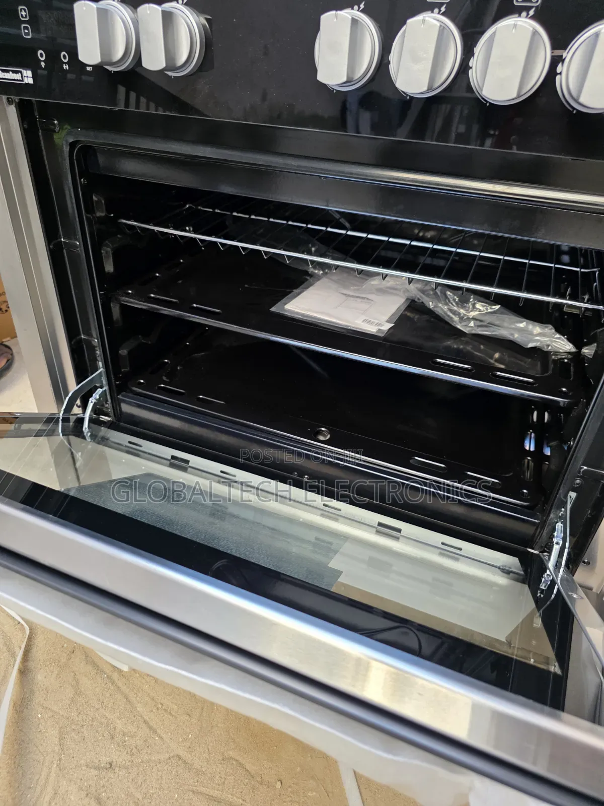 Original Scanfrost SFC9502SS 5-Burner Gas Cooker With Oven