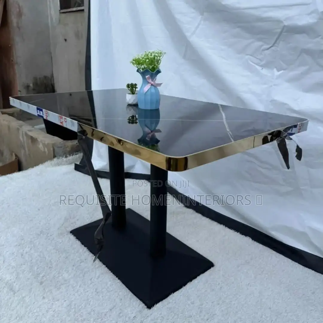 Beautiful 4 Seater Dining Set