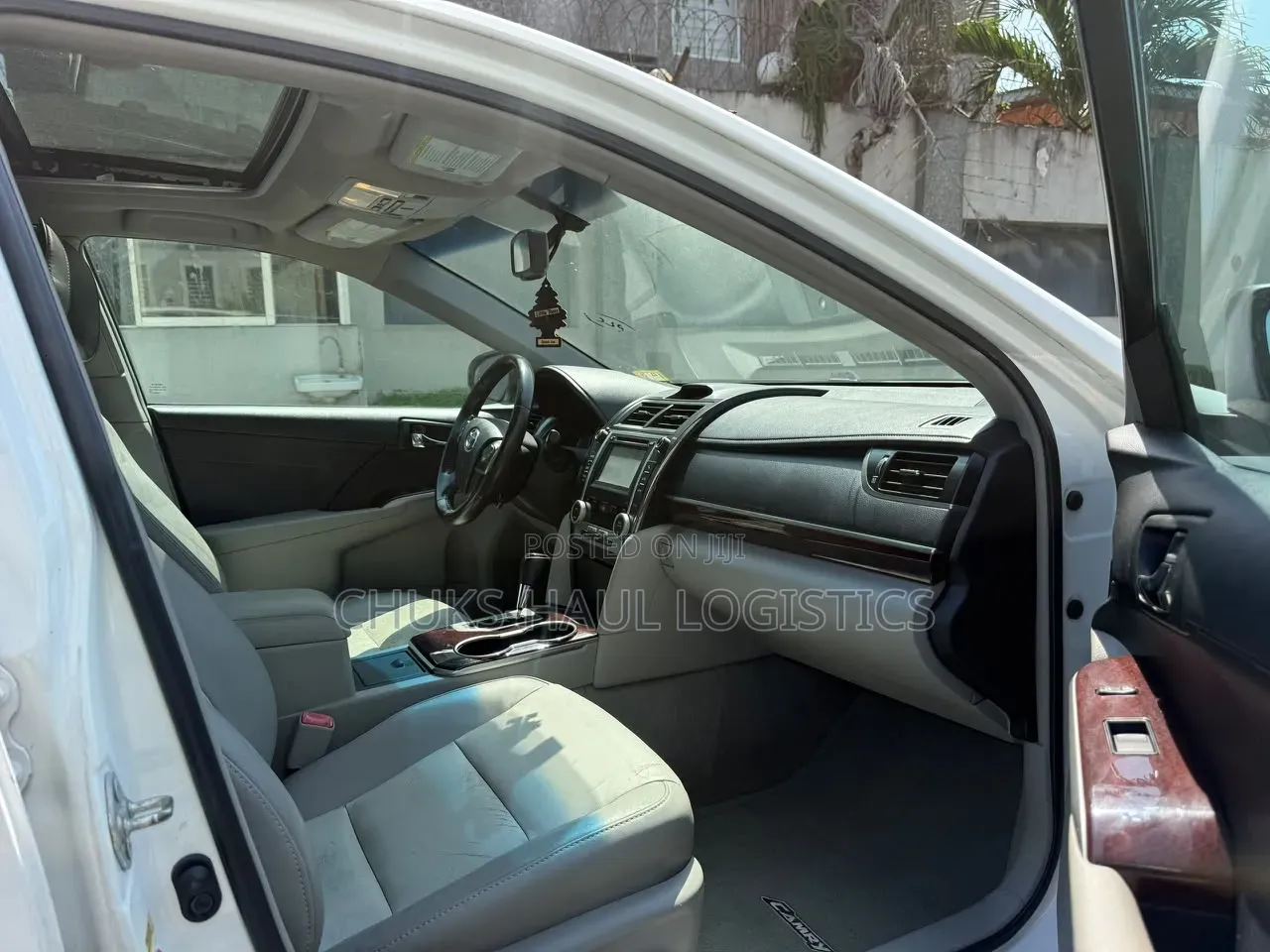 Toyota Camry XLE 4dr Sedan (2.5L 4cyl 6A) 2013 White