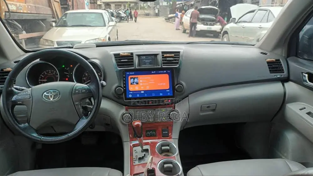 Toyota Highlander 2012 Gray
