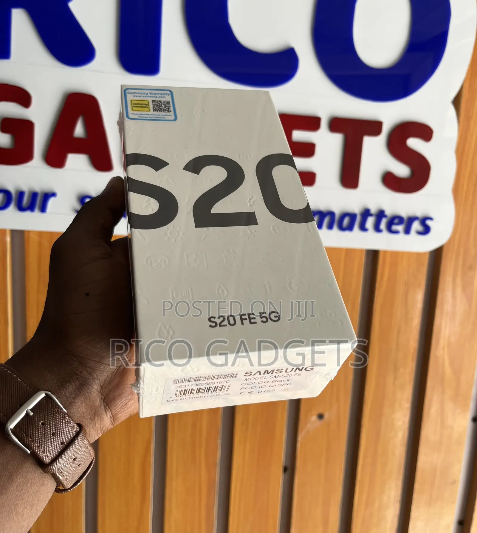 New Samsung Galaxy S20 FE 5G 128 GB Black