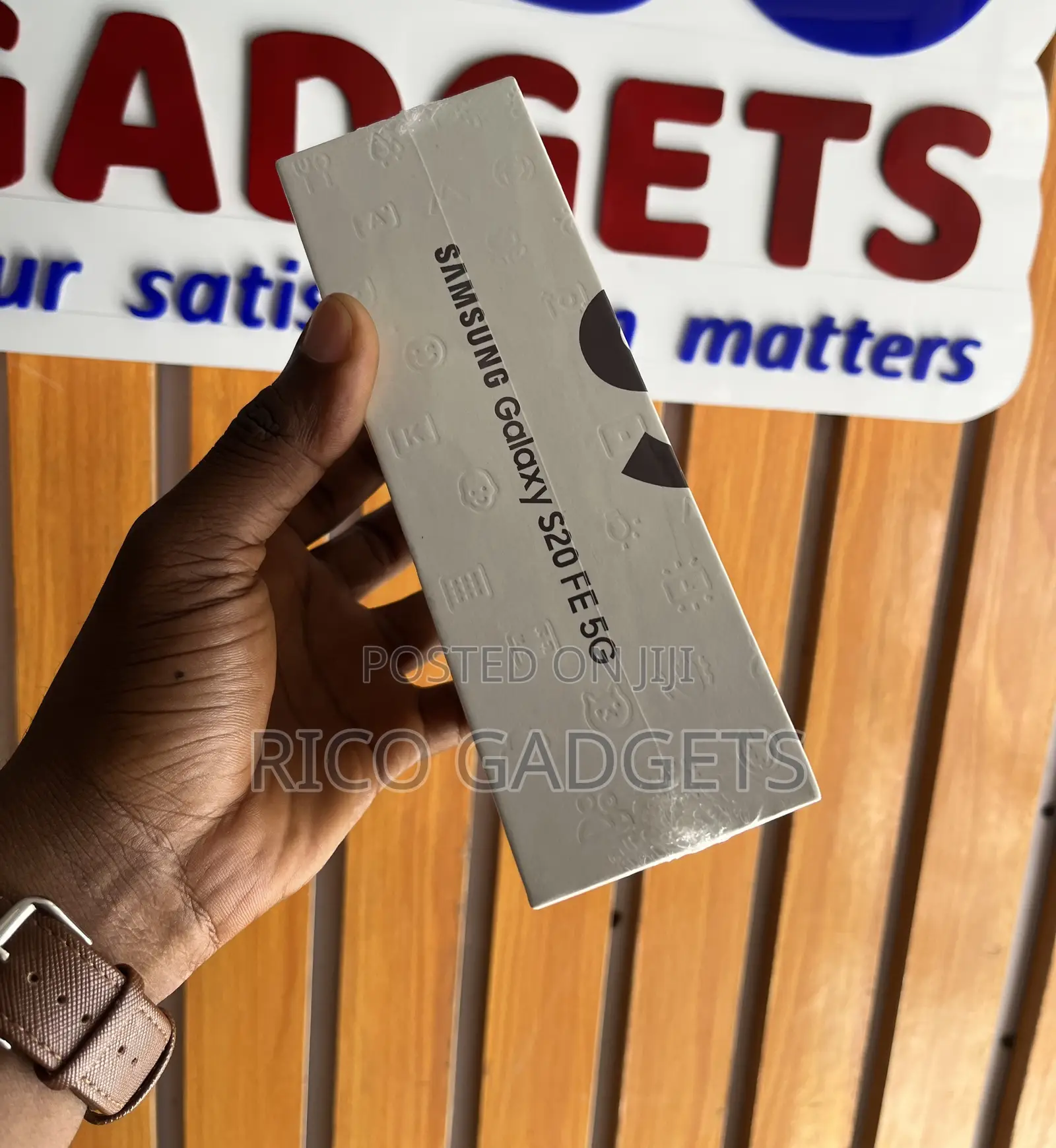 New Samsung Galaxy S20 FE 5G 128 GB Black
