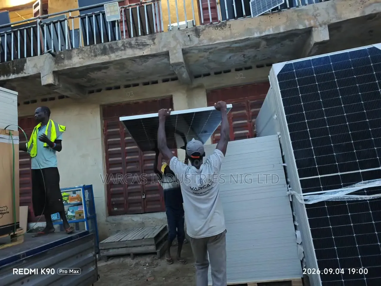 LPVT 580watt Solar Panels