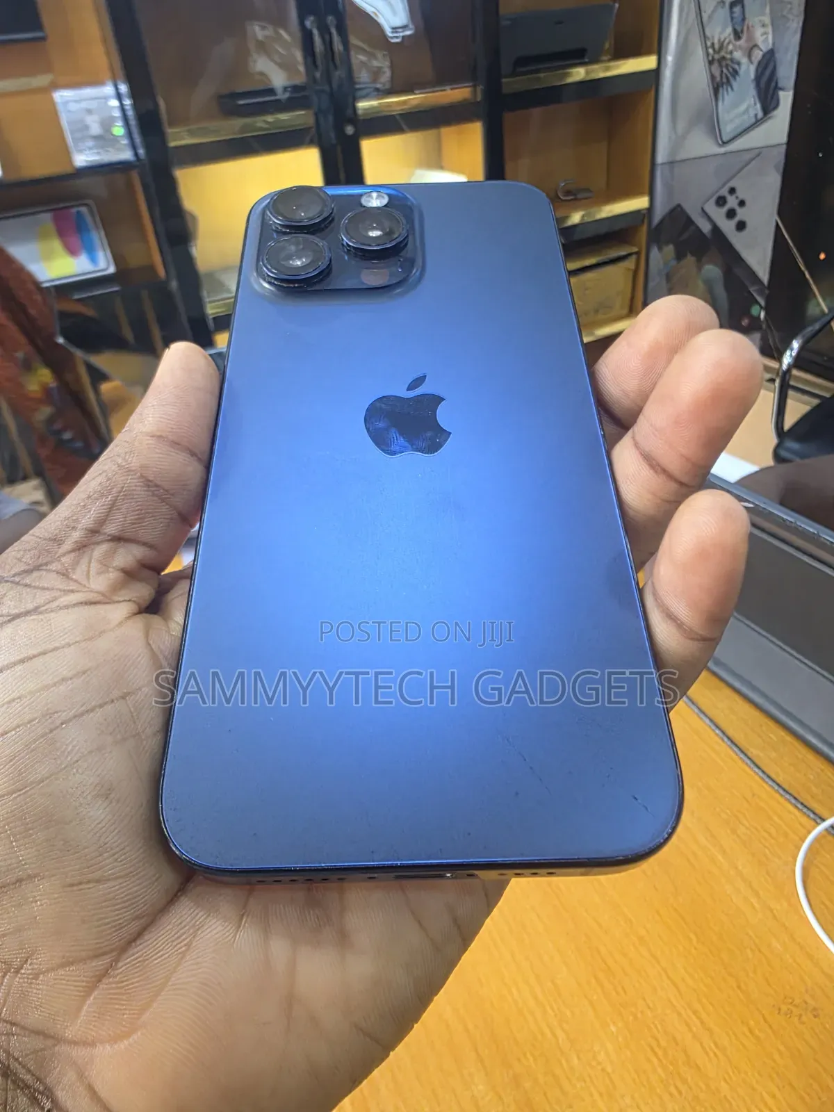 Apple iPhone 15 Pro Max 1 TB Blue