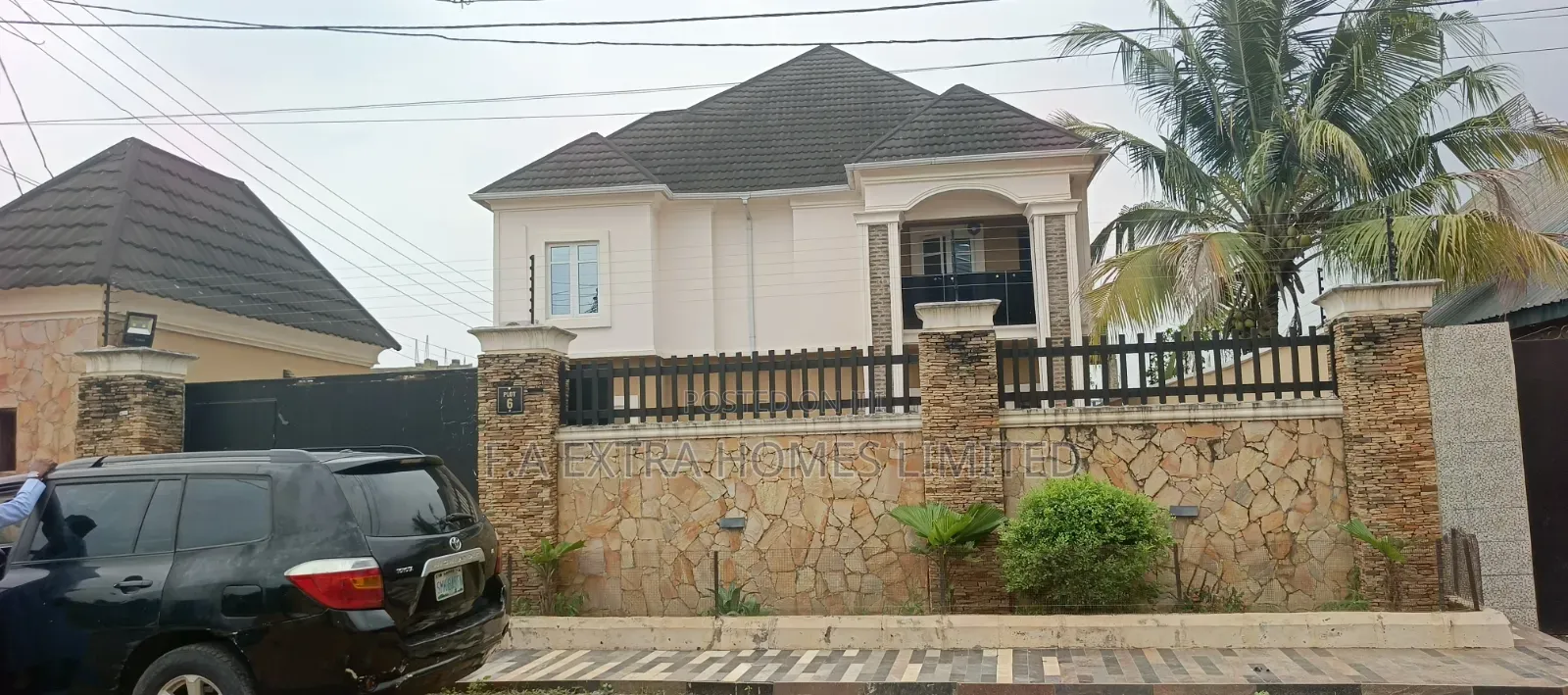 5bdrm Duplex in Magodo Phase 1, for sale