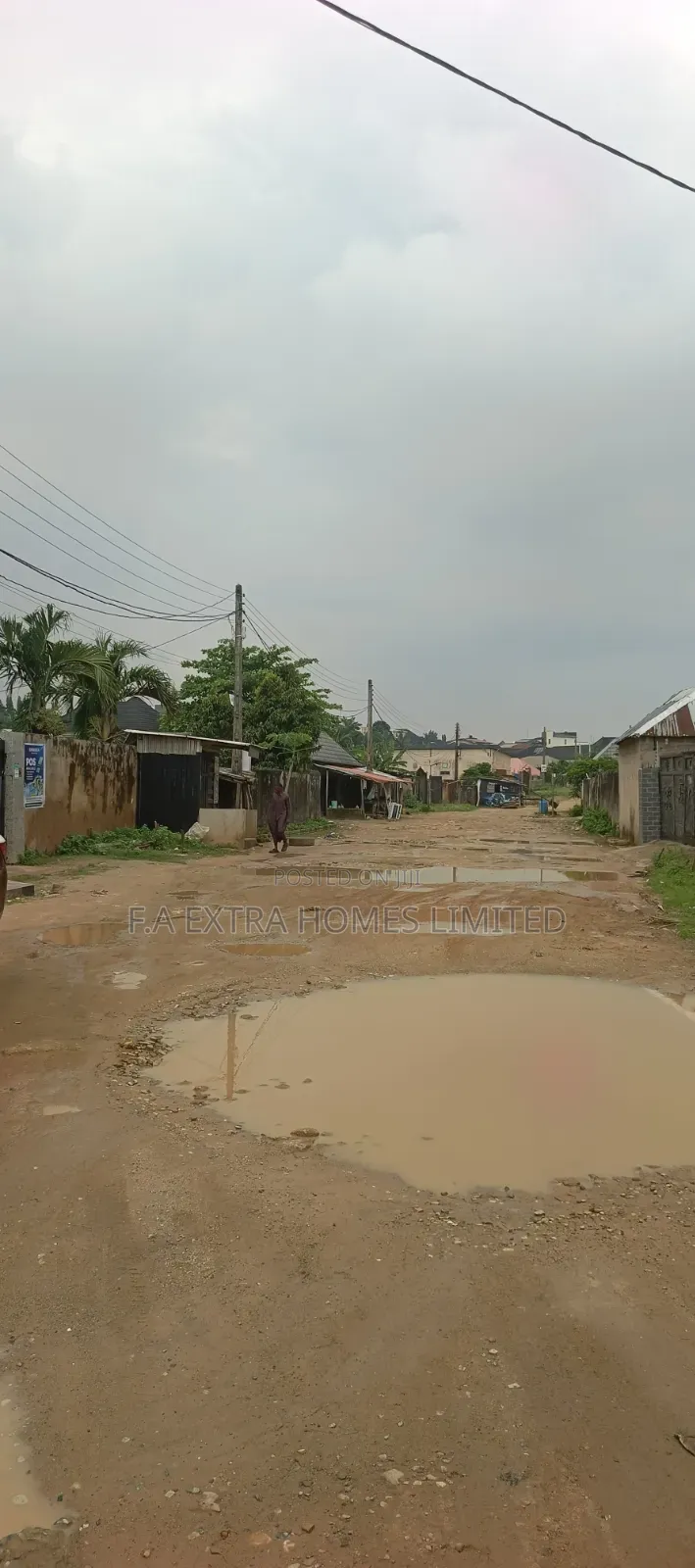 5bdrm Duplex in Magodo Phase 1, for sale