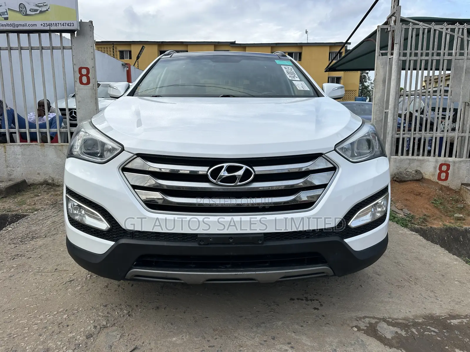 Hyundai Santa Fe Limited w/Saddle Interior 4dr SUV (3.3L 6cyl 6A) 2015