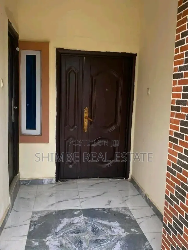 4bdrm Duplex in Main Shelter Afrique, Uyo for rent
