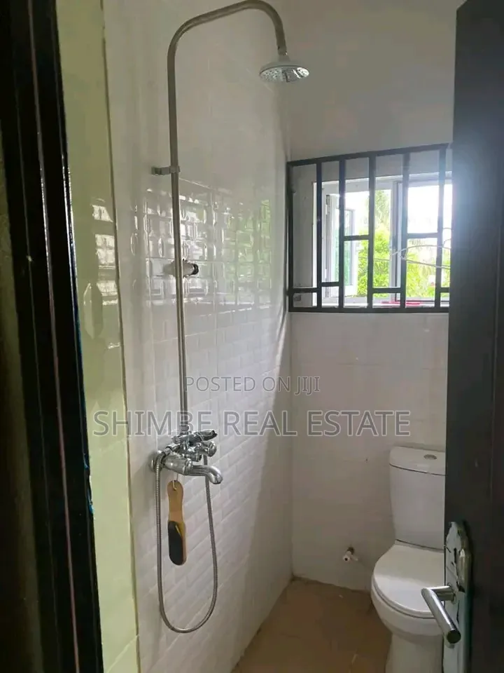 4bdrm Duplex in Main Shelter Afrique, Uyo for rent