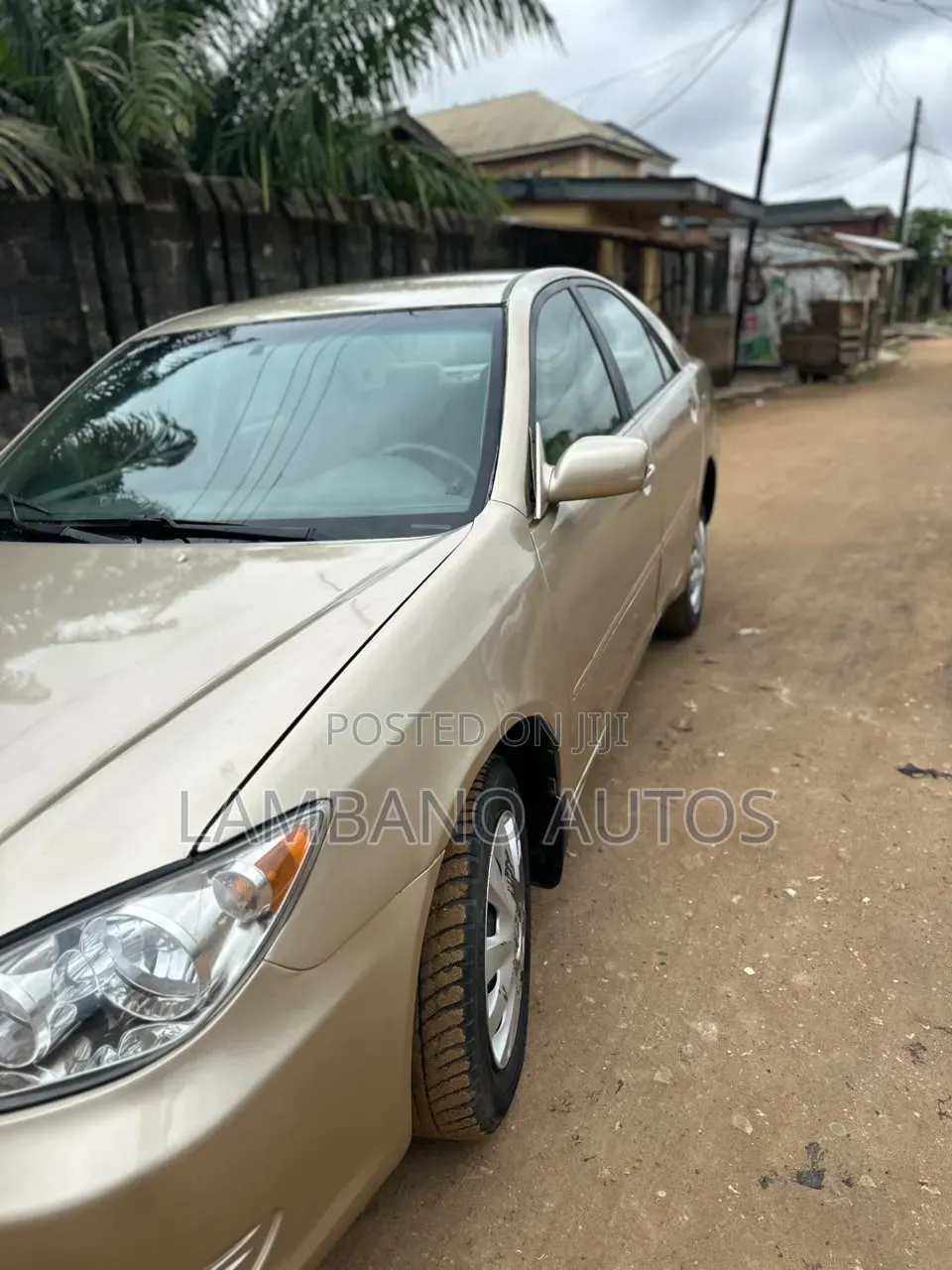 Toyota Camry 2004 Gold