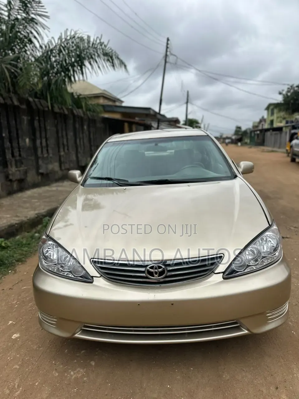 Toyota Camry 2004 Gold