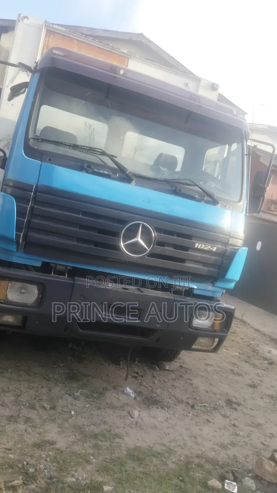 Mercedes Benz Truck 814