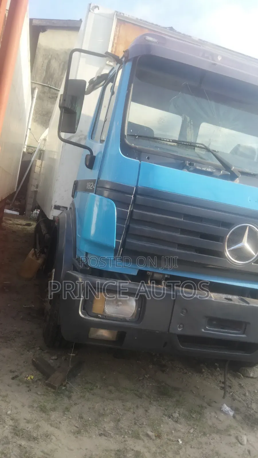 Mercedes Benz Truck 814