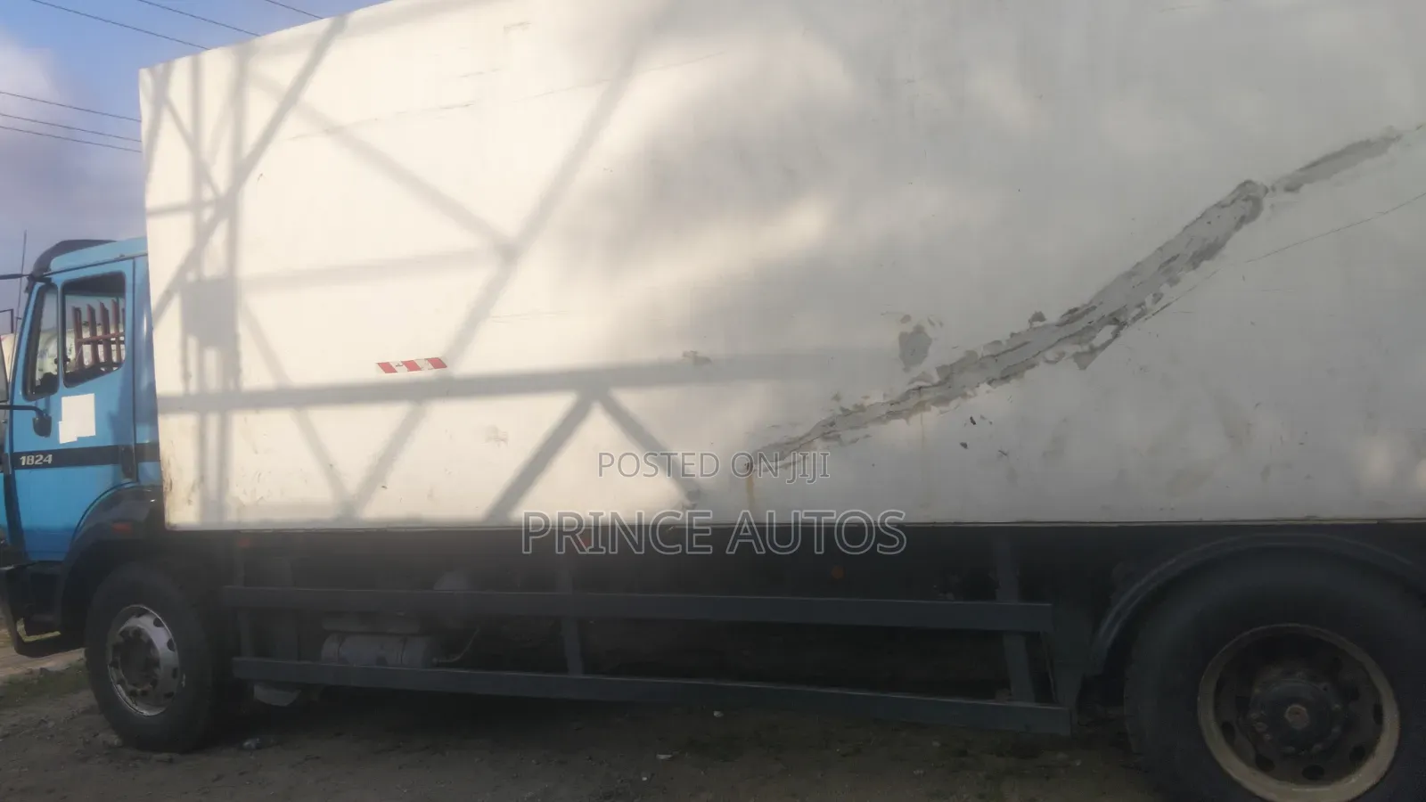Mercedes Benz Truck 814