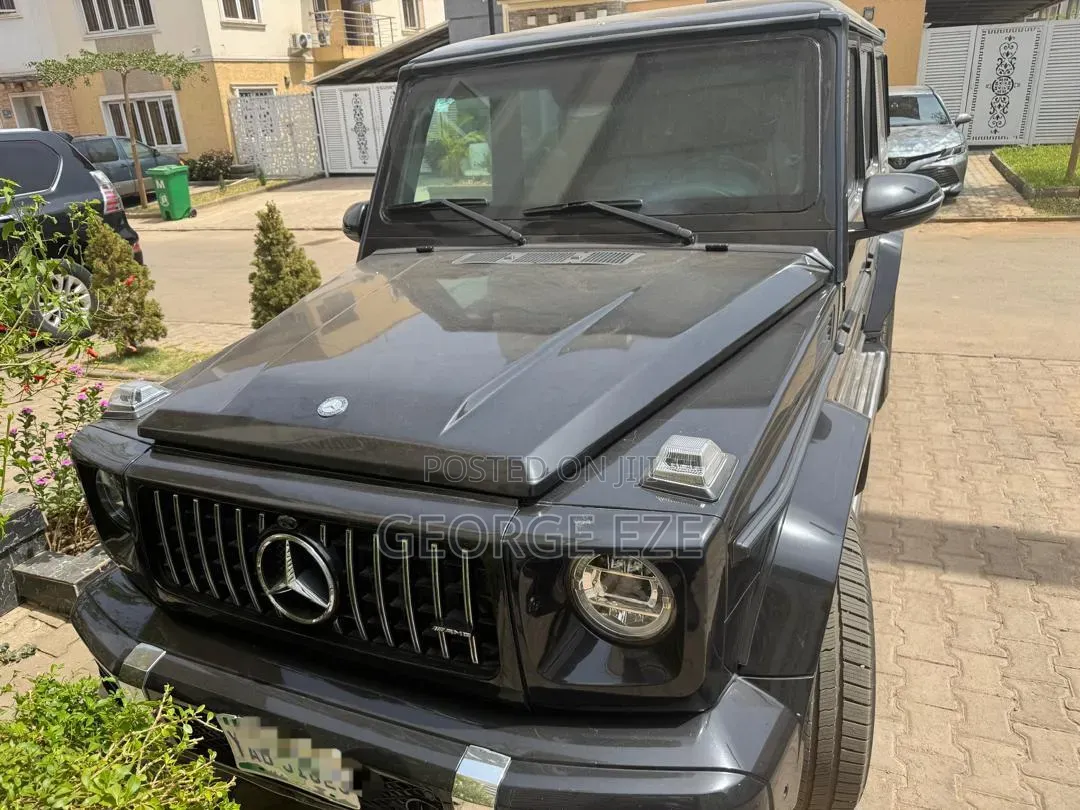Mercedes-Benz G-Class 2010 Black