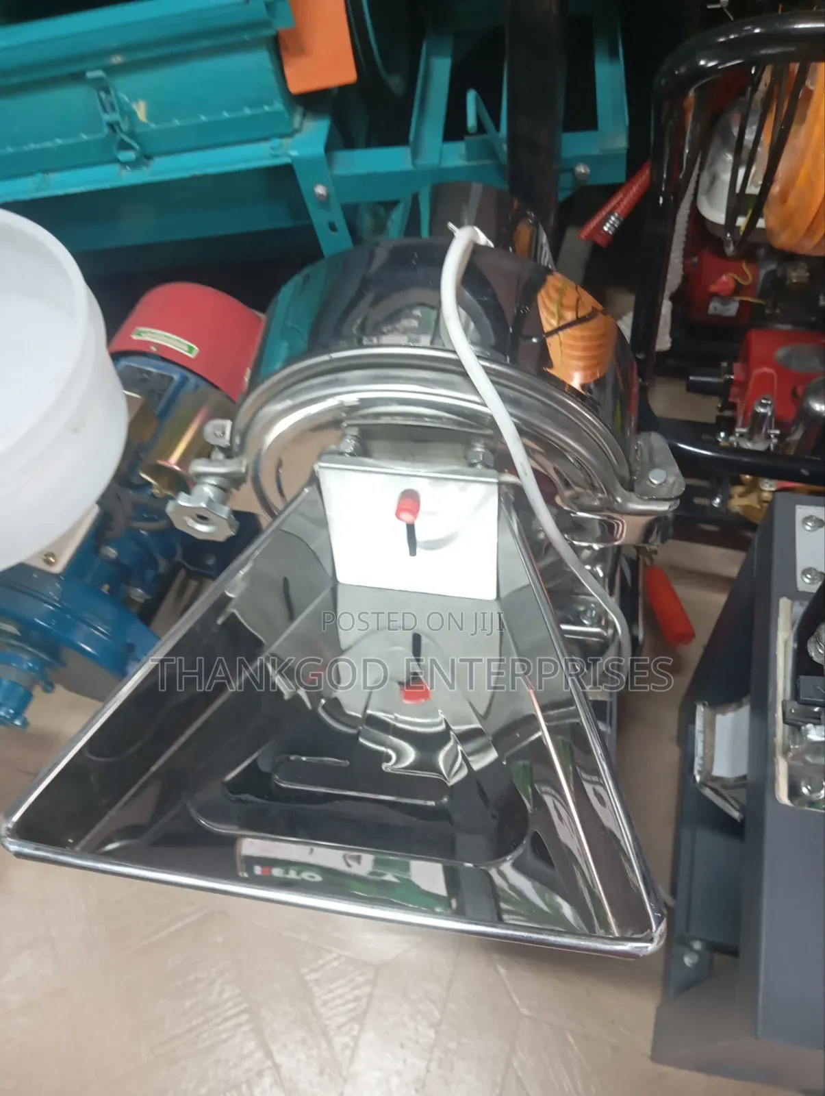 Stainless Hammer Mill Grinding Machine 150kg
