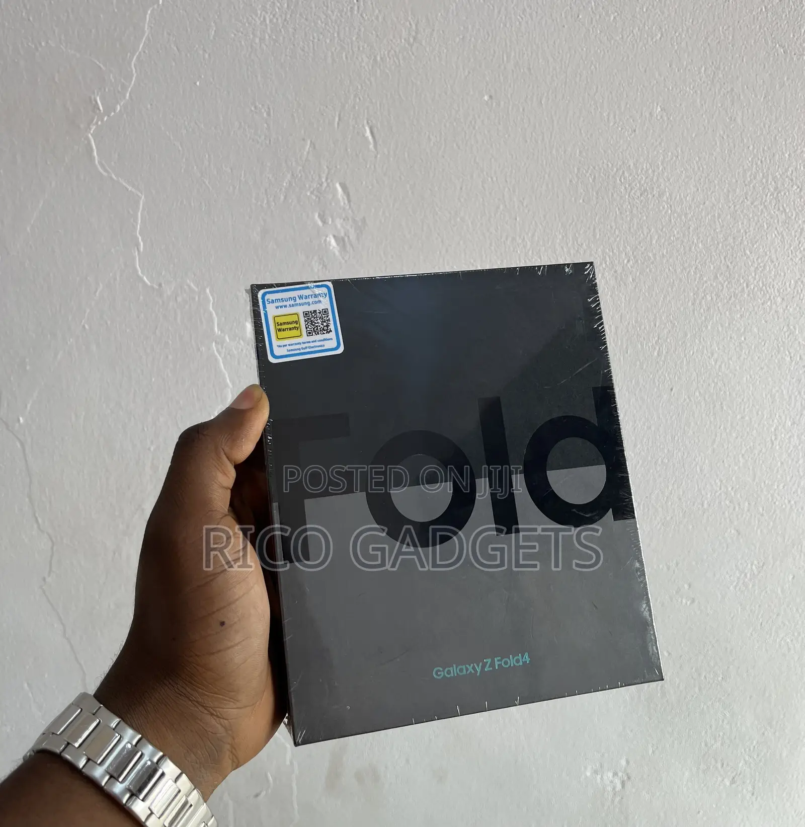 New Samsung Galaxy Z Fold4 256 GB Blue