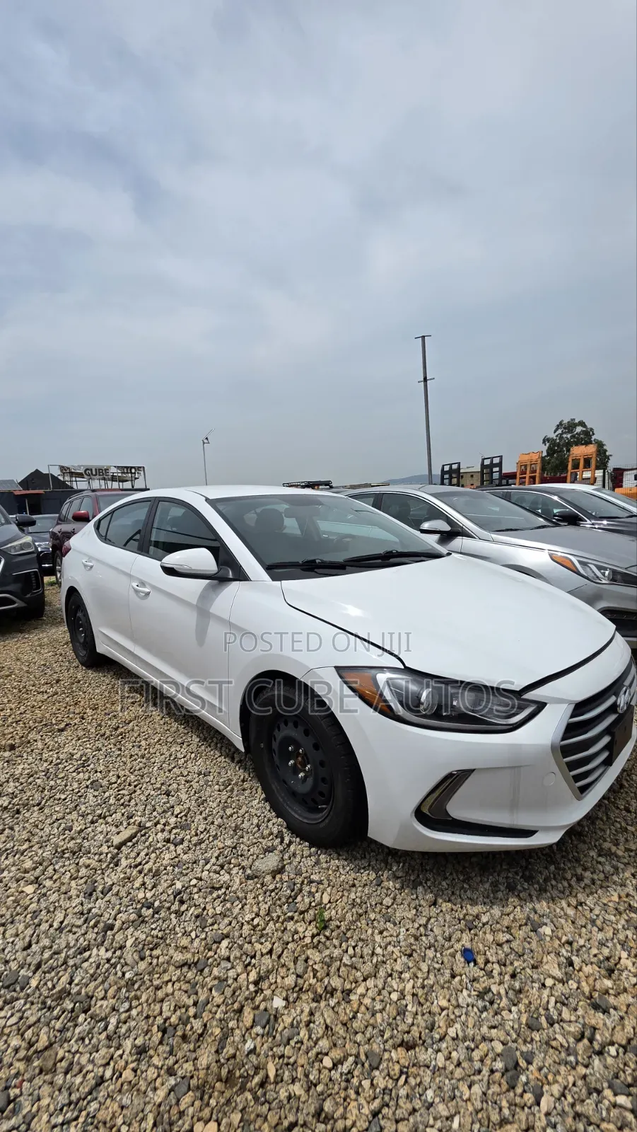 Hyundai Elantra SE 2018 White