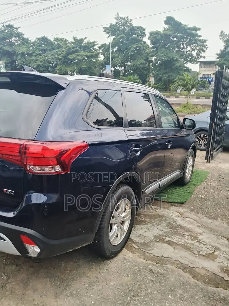Mitsubishi Outlander ES S-AWC 2020 Blue