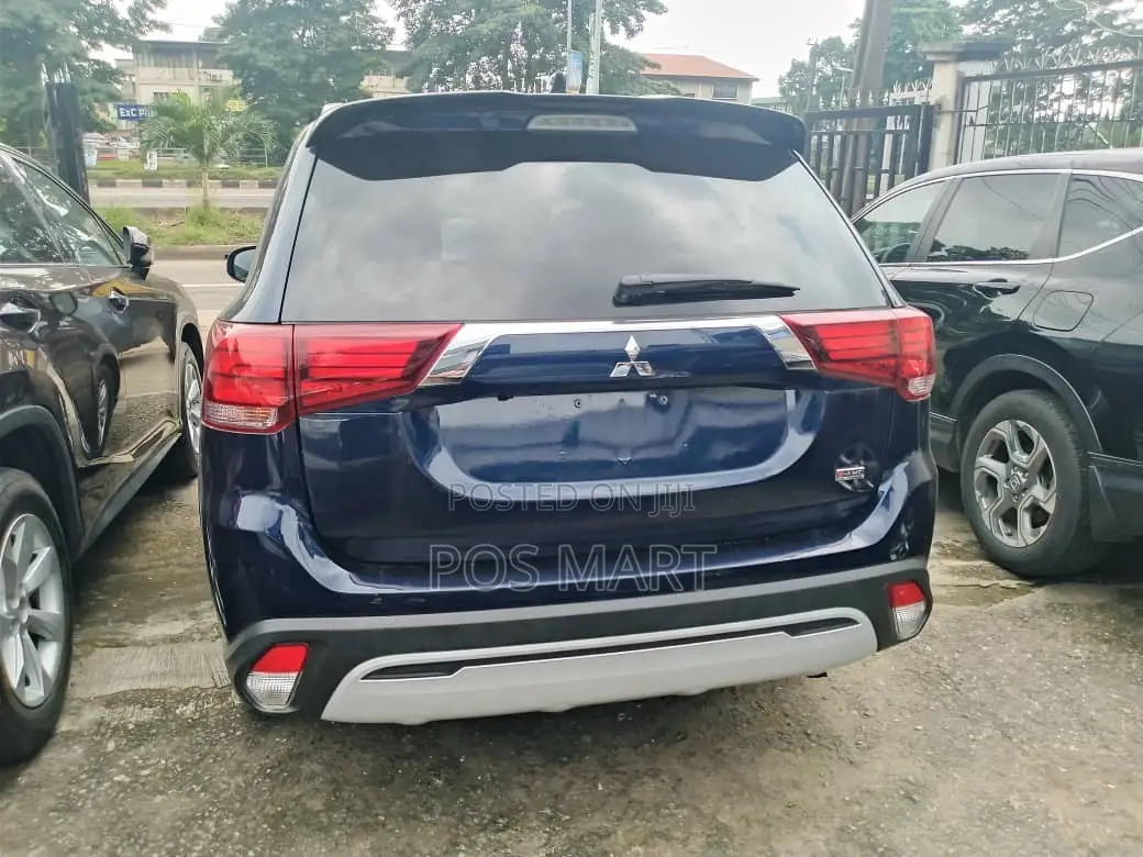 Mitsubishi Outlander ES S-AWC 2020 Blue